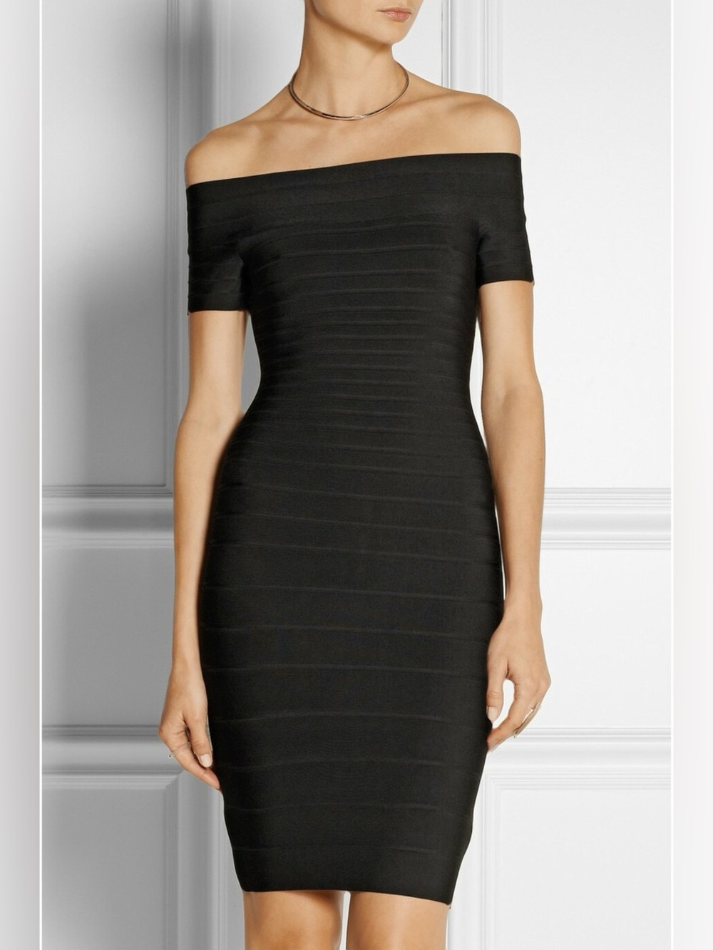 Haute Monde Black Off-Shoulder Bodycon Bandage Midi Dress Large (Herve Leger)